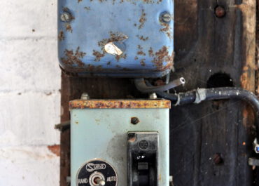 Wybór osprzętu elektroinstalacyjnego