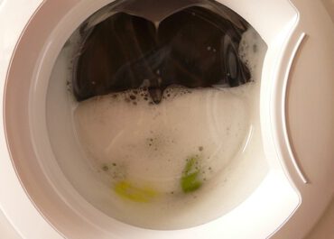 Pralka ładowana od frontu czy od góry?