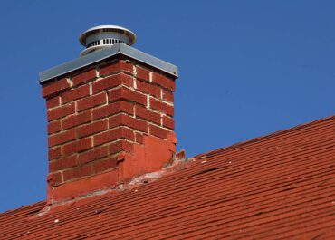 Zalety kominów z rur stalowych kwasoodpornych