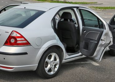 Przydatne wyposażenie do samochodu